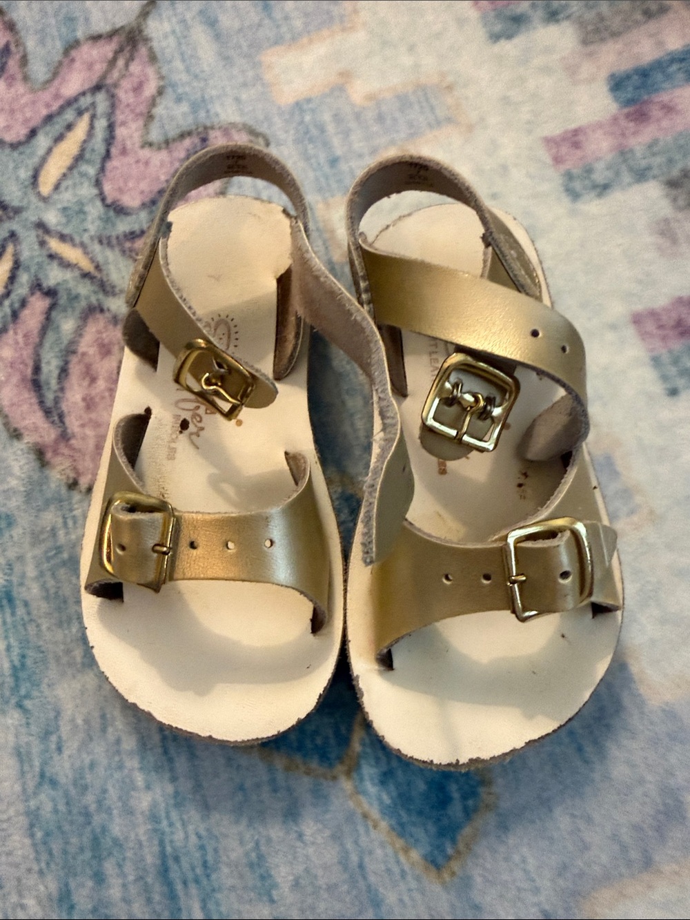 Salt Water Sandals by Hoy Kids Metallic Gold Double-Buckle Sandals size 7